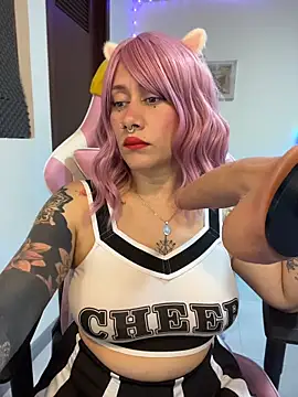 Luna Paris  online show from 7, 5, 2026