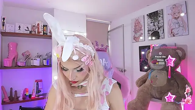 alessandrathedoll online show from 7, 1, 2025