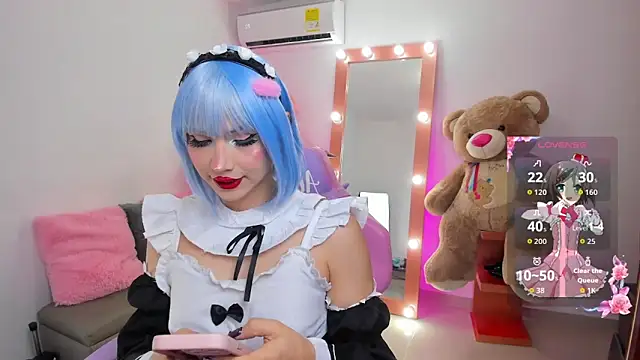 alessandrathedoll online show from 8, 9, 2025