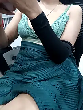 Beautiful xxo online show from 3, 2, 2025