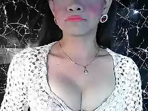 Rosebaumgardner1234 online show from 27, 1, 2025