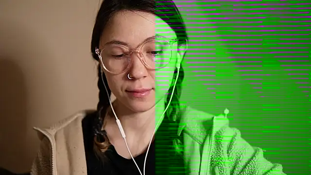 Snapshot of chibi_moon_ chatting on 13, 12, 2024 chibi moon online show from 13, 12, 2024