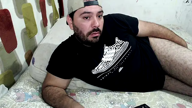 Snapshot of lucasprloco chatting on 5, 12, 2024 lucasprloco online show from 5, 12, 2024