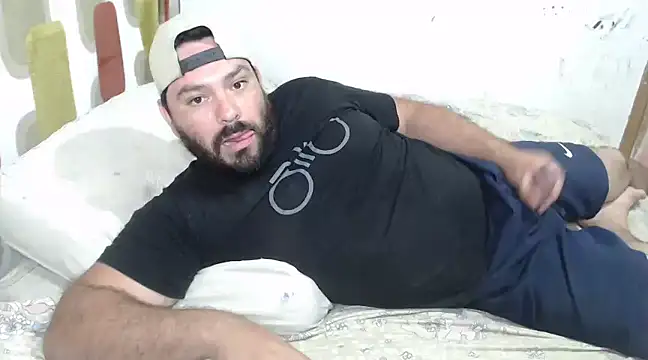 Snapshot of lucasprloco chatting on 26, 1, 2025 lucasprloco online show from 26, 1, 2025