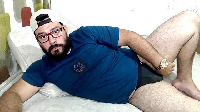 Snapshot of lucasprloco chatting on 1, 2, 2025 lucasprloco online show from 1, 2, 2025