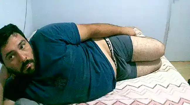 Snapshot of lucasprloco chatting on 11, 3, 2025 lucasprloco online show from 11, 3, 2025