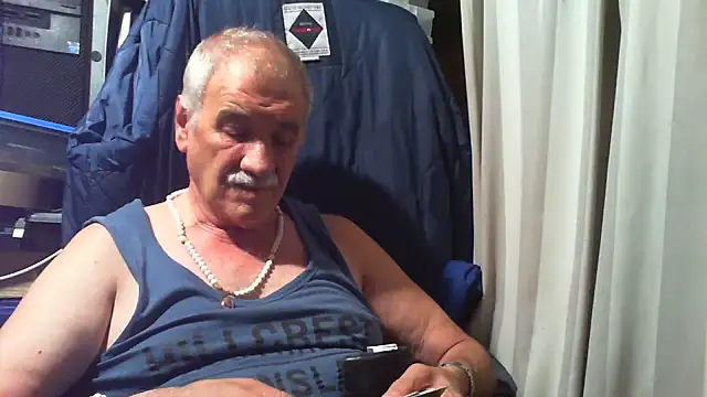 nonnomaturobisex online show from 6, 8, 2026