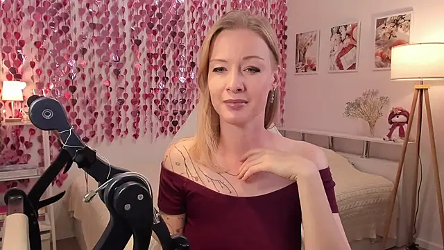 MissRightX online show from 12, 7, 2026