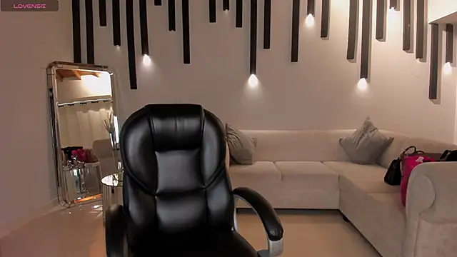 LexieWayne online show from 5, 3, 2025