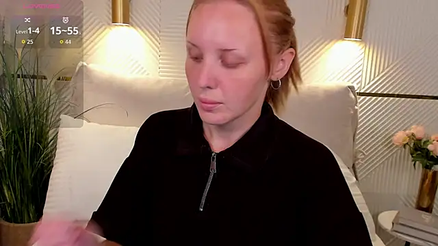 LianaFord online show from 3, 8, 2026