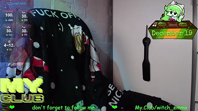 Snapshot of Witch_Emma chatting on 19, 12, 2025 Witch Emma online show from 19, 12, 2025