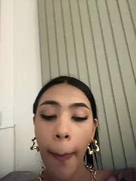 Snapshot of AntonellaRossi chatting on 8, 6, 2026 AntonellaRossi online show from 8, 6, 2026