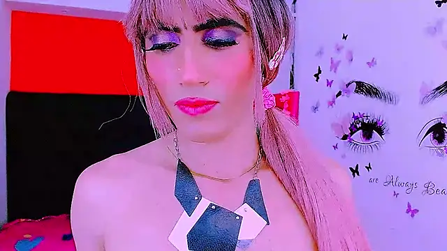 Snapshot of priscilahotker chatting on 2, 2, 2025 priscilahotker online show from 2, 2, 2025