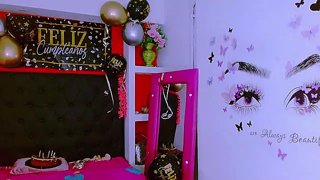Snapshot of priscilahotker chatting on 26, 2, 2025 priscilahotker online show from 26, 2, 2025