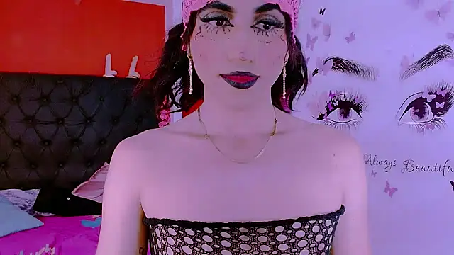 Snapshot of priscilahotker chatting on 7, 3, 2025 priscilahotker online show from 7, 3, 2025