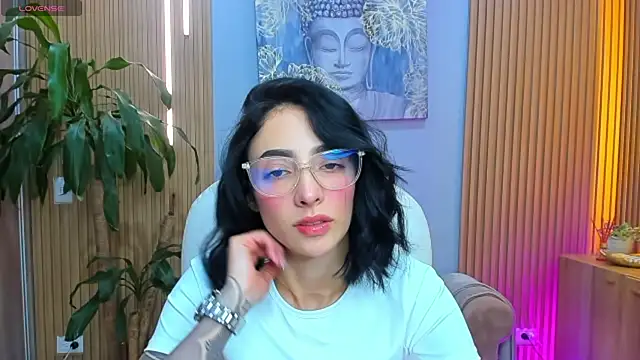 barbie scoth  online show from 7, 5, 2026