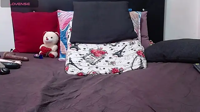 Margaret milf online show from 2, 8, 2026