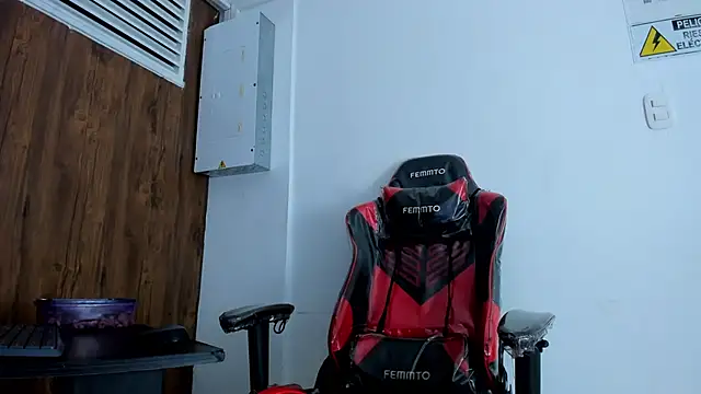 Cleopatra Trans online show from 8, 11, 2025