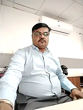 Desi Londa 143 online show from 4, 12, 2025