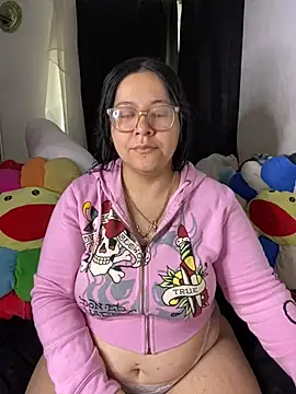 MsConejitaa online show from 30, 4, 2026