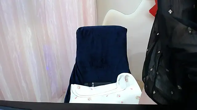 Snapshot of Leiershery chatting on 29, 10, 2025 Leiershery online show from 29, 10, 2025