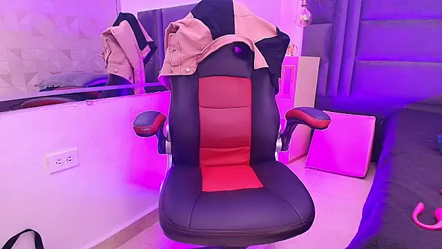 arletmss online show from 1, 2, 2025