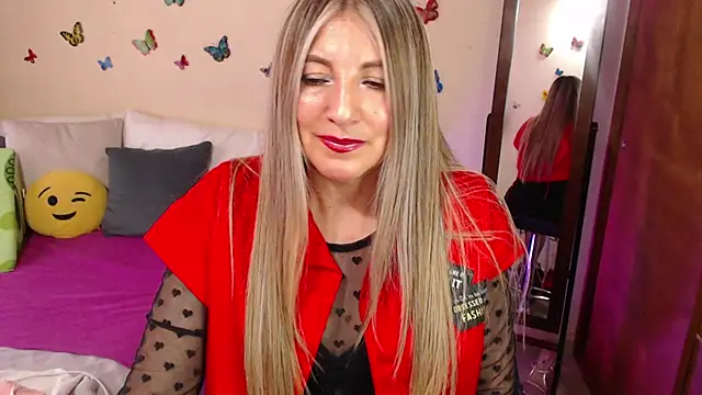 Jolie-Mature online show from 19, 3, 2025