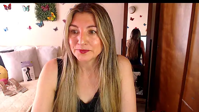 Snapshot of Jolie-Mature chatting on 22, 6, 2026 Jolie-Mature online show from 22, 6, 2026