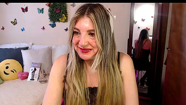 Snapshot of Jolie-Mature chatting on 23, 6, 2026 Jolie-Mature online show from 23, 6, 2026