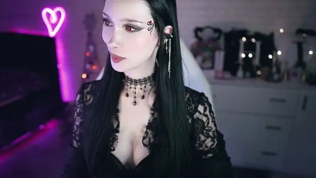  Uindi  online show from 17, 2, 2025