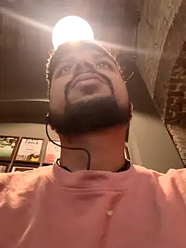 Snapshot of _IRRESISTIBLE_ chatting on 14, 2, 2025 IRRESISTIBLE online show from 14, 2, 2025