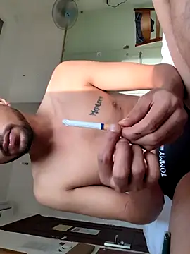 Snapshot of _IRRESISTIBLE_ chatting on 5, 10, 2025 IRRESISTIBLE online show from 5, 10, 2025