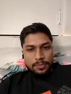 Snapshot of _IRRESISTIBLE_ chatting on 11, 11, 2025 IRRESISTIBLE online show from 11, 11, 2025