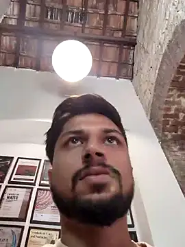 Snapshot of _IRRESISTIBLE_ chatting on 14, 12, 2025 IRRESISTIBLE online show from 14, 12, 2025