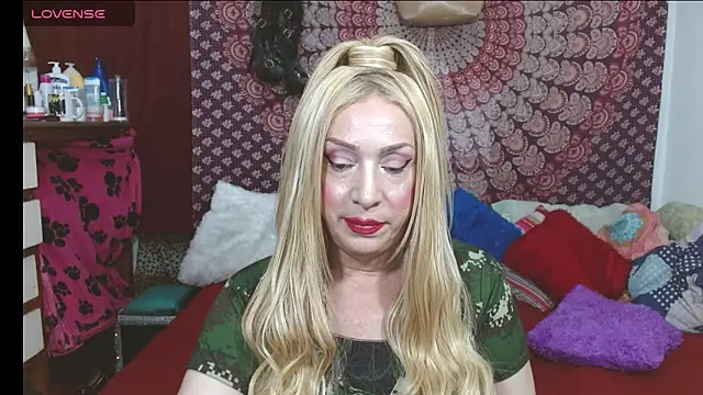 Snapshot of elena_evans chatting on 25, 2, 2026 elena evans online show from 25, 2, 2026