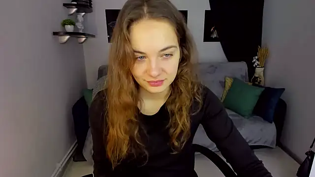 KristinaLoison online show from 4, 1, 2025