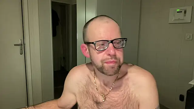 FABIOGLASSES online show from 18, 11, 2025