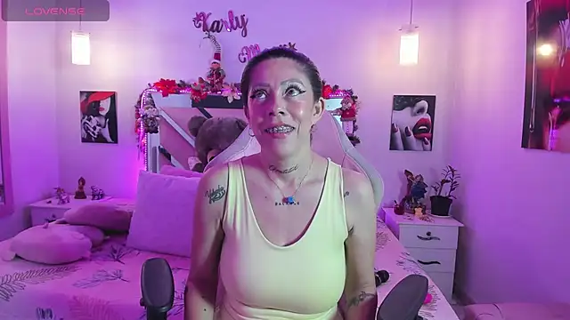 Karly moon online show from 30, 11, 2025