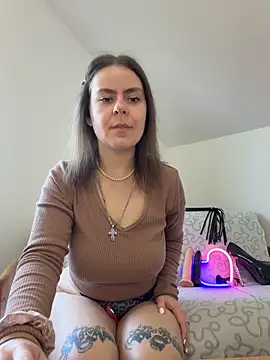 Stoned-baby69 online show from 4, 5, 2026