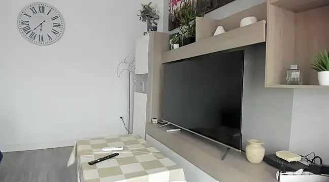 Snapshot of HeteroOli chatting on 15, 2, 2025 HeteroOli online show from 15, 2, 2025