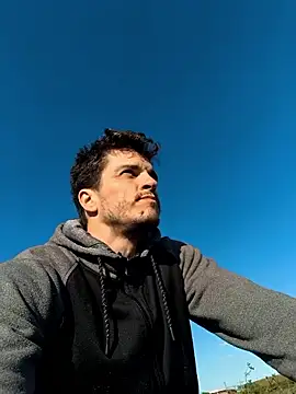 Snapshot of HeteroOli chatting on 29, 3, 2026 HeteroOli online show from 29, 3, 2026