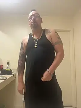 Snapshot of Littledick007007 chatting on 4, 11, 2025 Littledick007007 online show from 4, 11, 2025