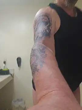 Snapshot of Littledick007007 chatting on 7, 11, 2025 Littledick007007 online show from 7, 11, 2025