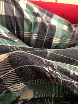 gokhanbey34 online show from 4, 10, 2025