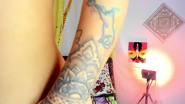 sophiaamethystt online show from 15, 9, 2025