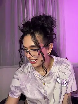 Samantha Bernardo online show from 26, 5, 2026