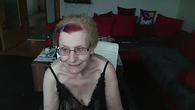 HeisseomaOriginal online show from 21, 2, 2025