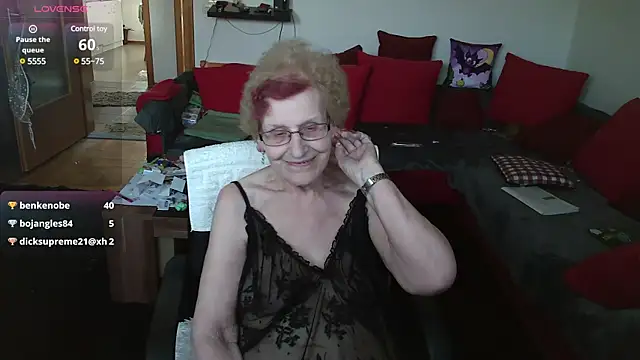 HeisseomaOriginal online show from 10, 3, 2025