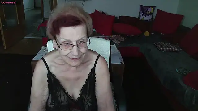 HeisseomaOriginal online show from 26, 10, 2025