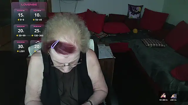 HeisseomaOriginal online show from 16, 11, 2025